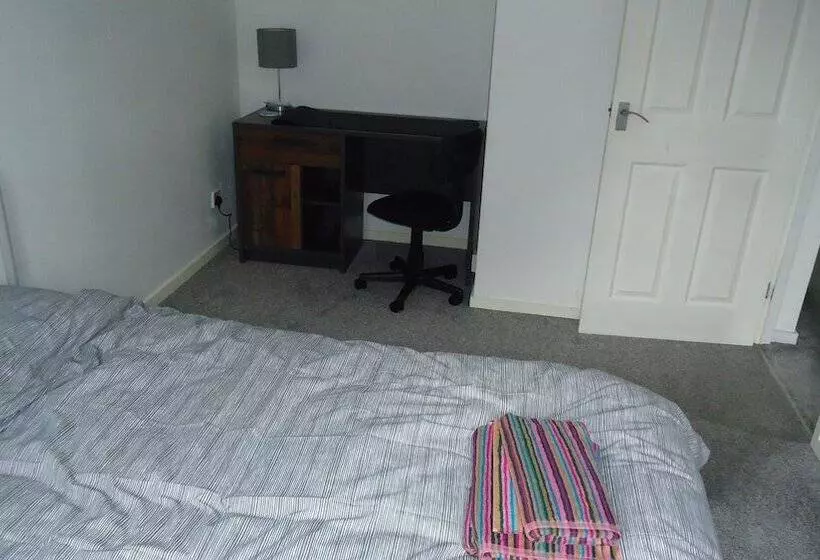 Residenssi 3 Bed House Mkt Deeping   Nr Peterborough Stamford