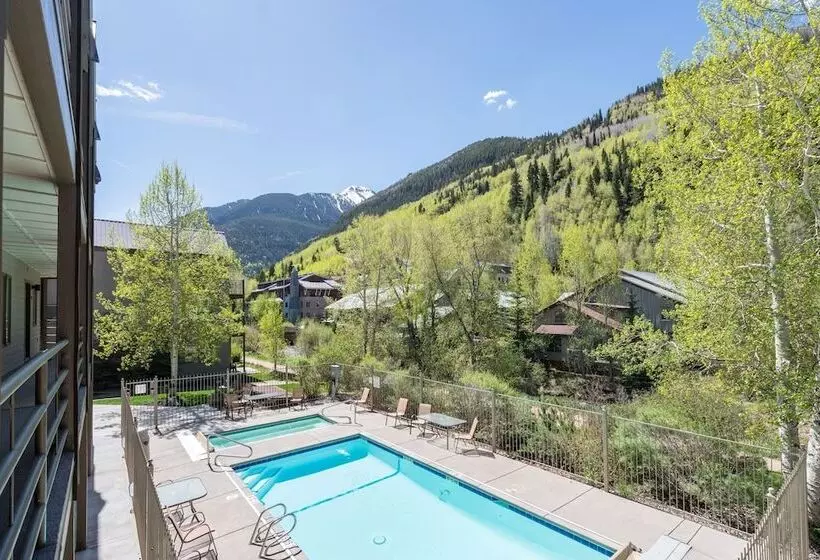 Viking Lodge 209 By Avantstay Great Ski Access W/ Communal Pool & Hot Tub