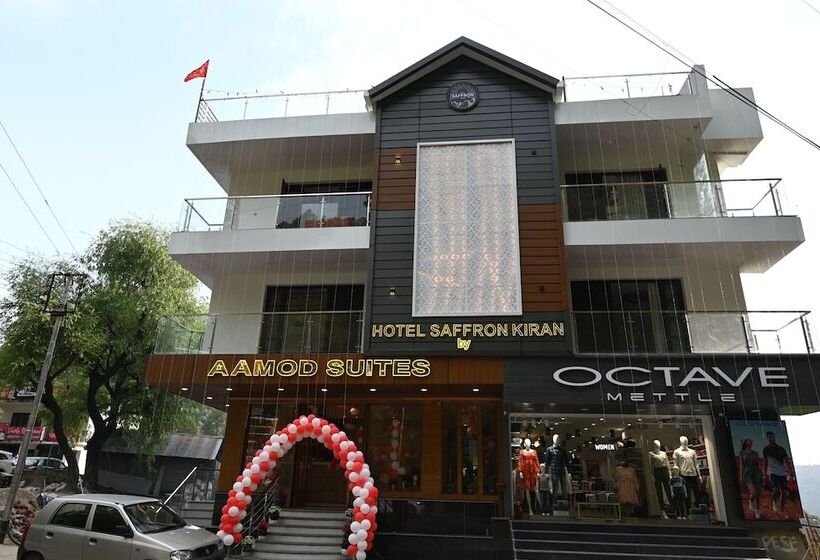 ホテル Aamod Suites   Dalhousie