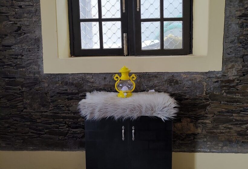 Отель Atulya Neer