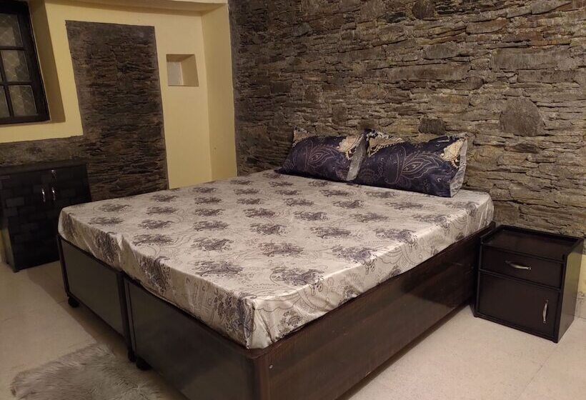 Отель Atulya Neer