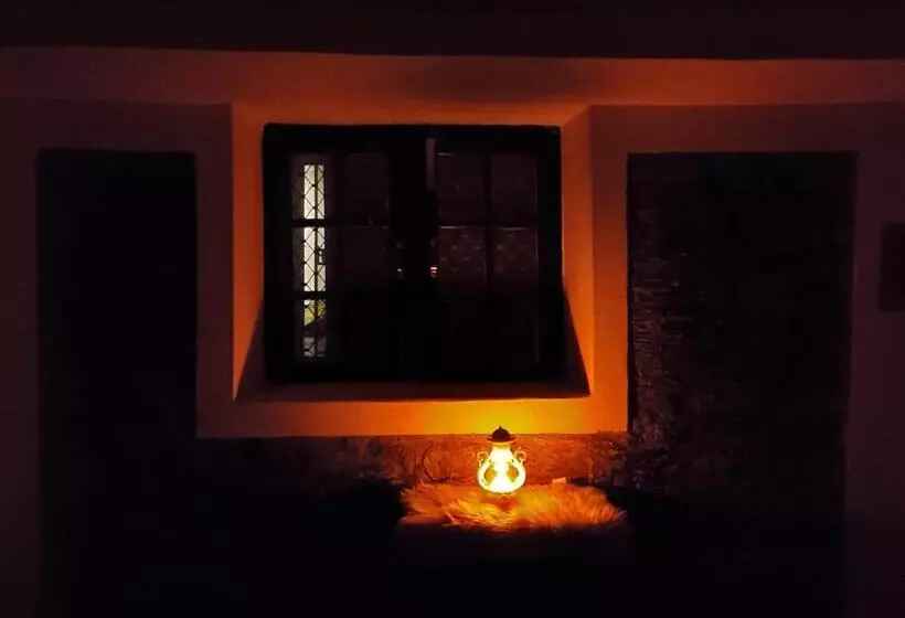 ホテル Atulya Neer