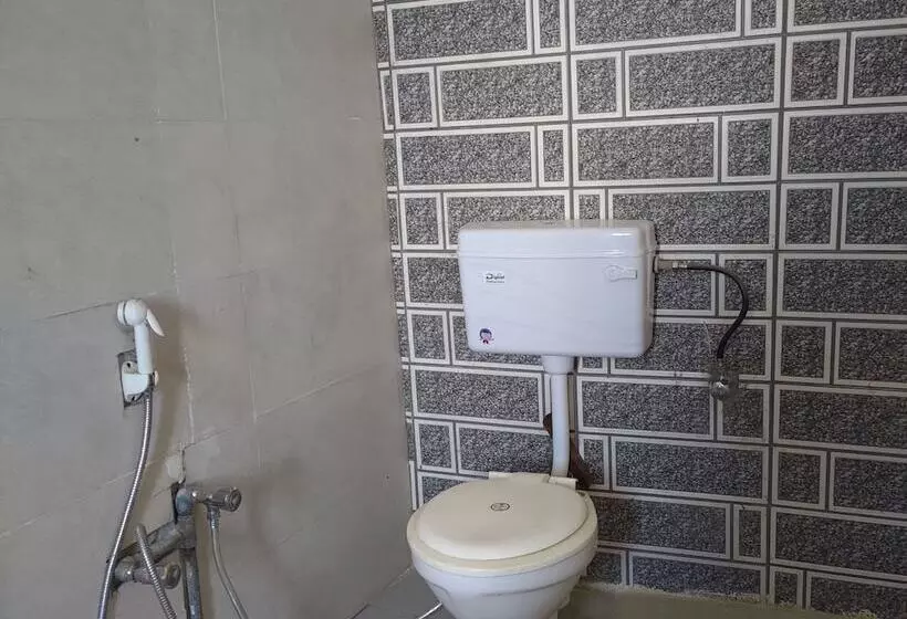 ホテル Atulya Neer