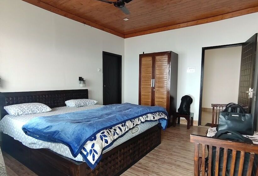 Отель Atulya Neer