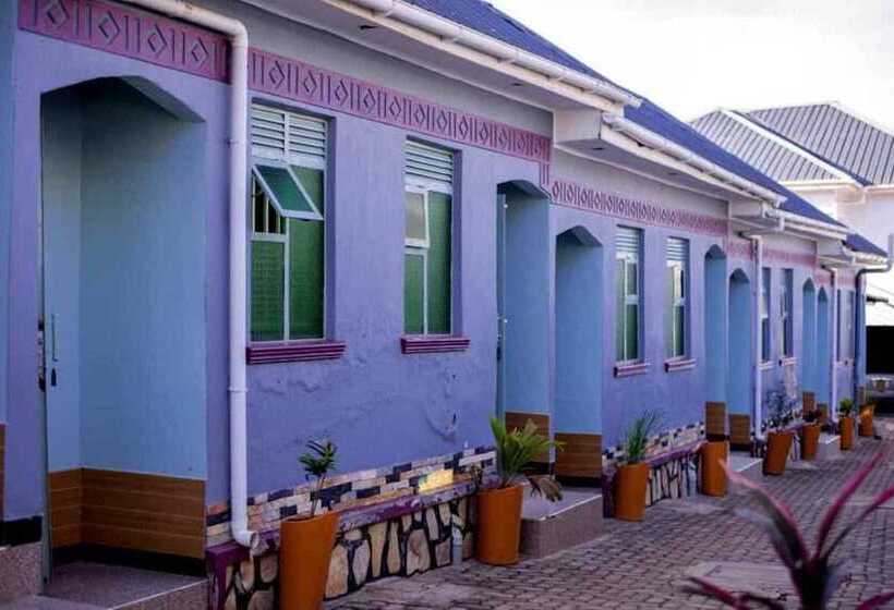 هتل Baron Guest House