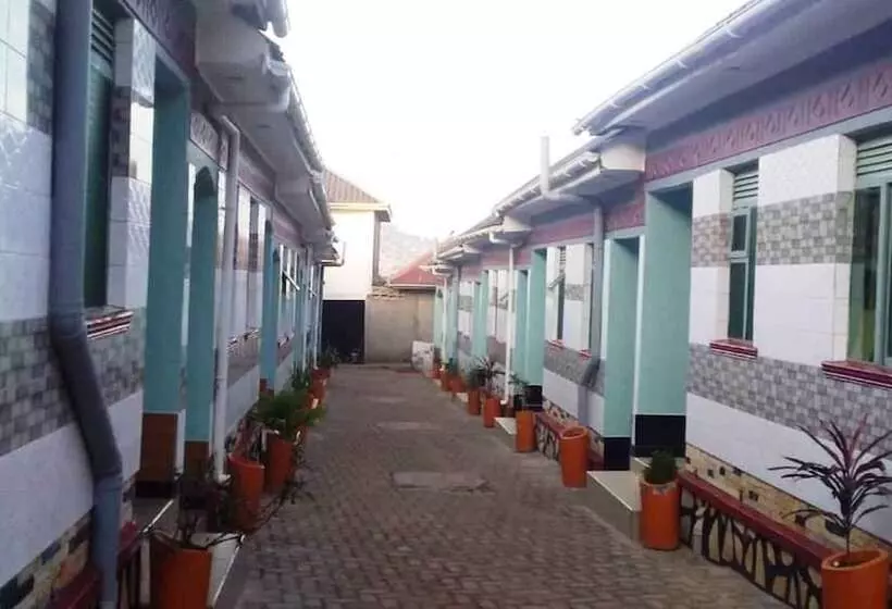 هتل Baron Guest House