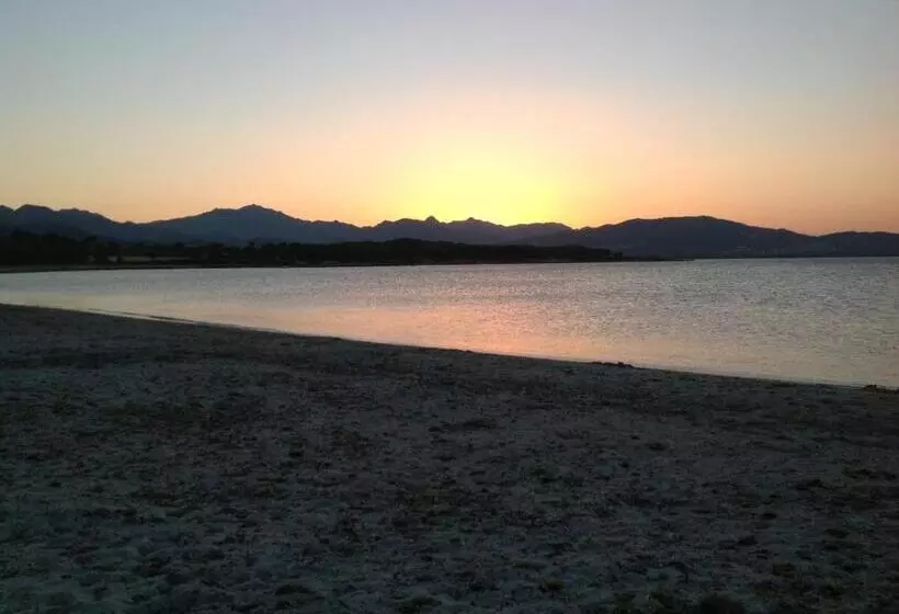 Hotelli Budoni Beach