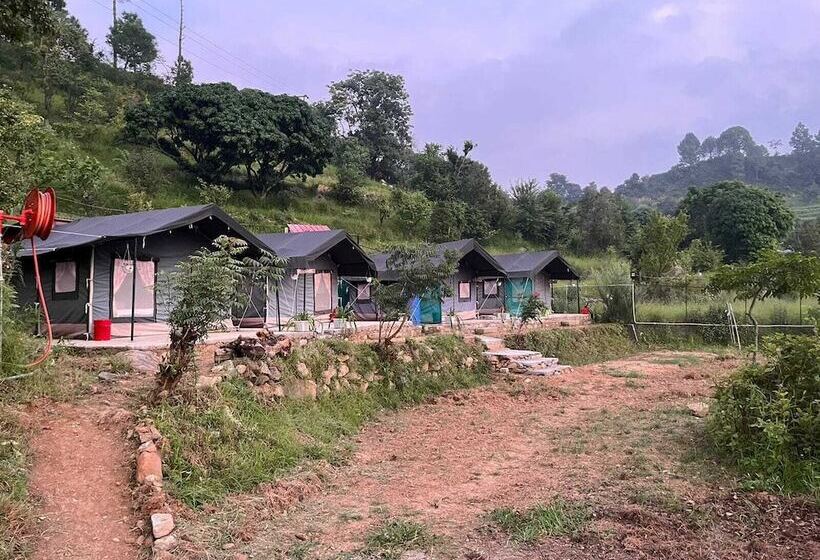 בית מלון כפרי Camp Agastya Resort