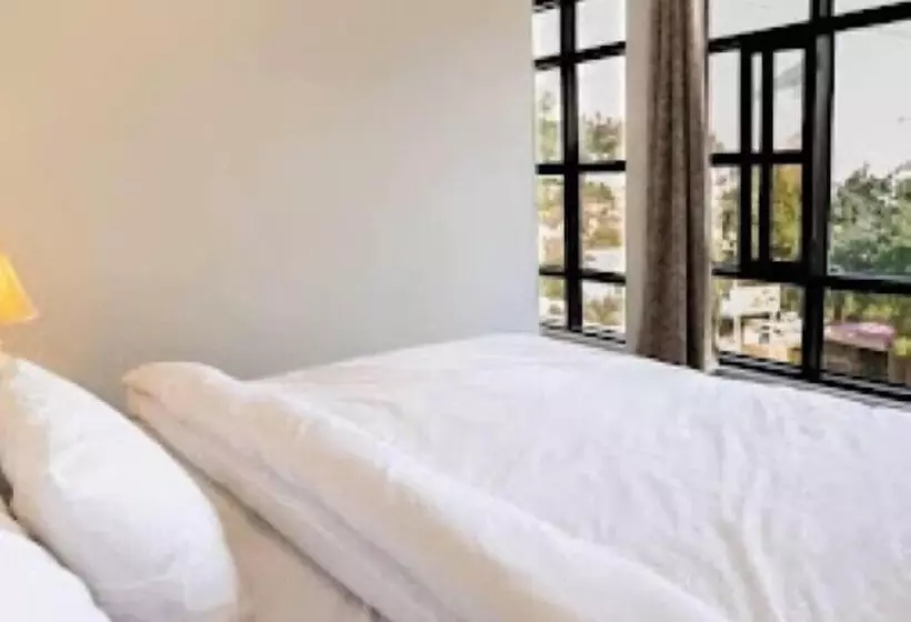 هتل Caravanserai Hunza