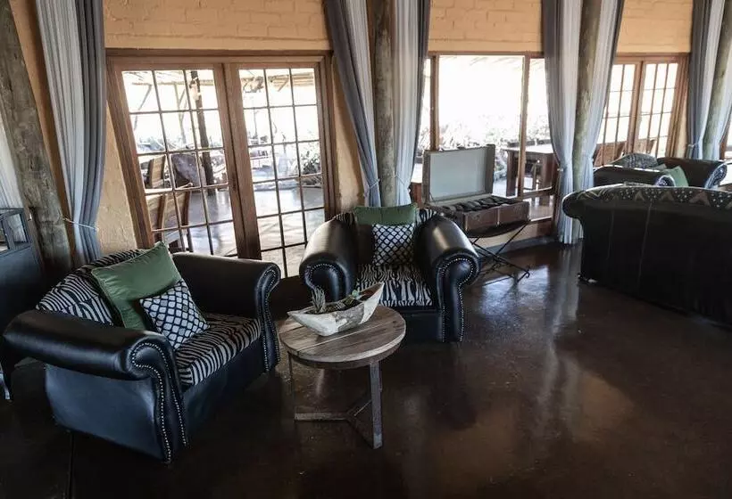 هتل Desert Homestead Lodge L Ondili