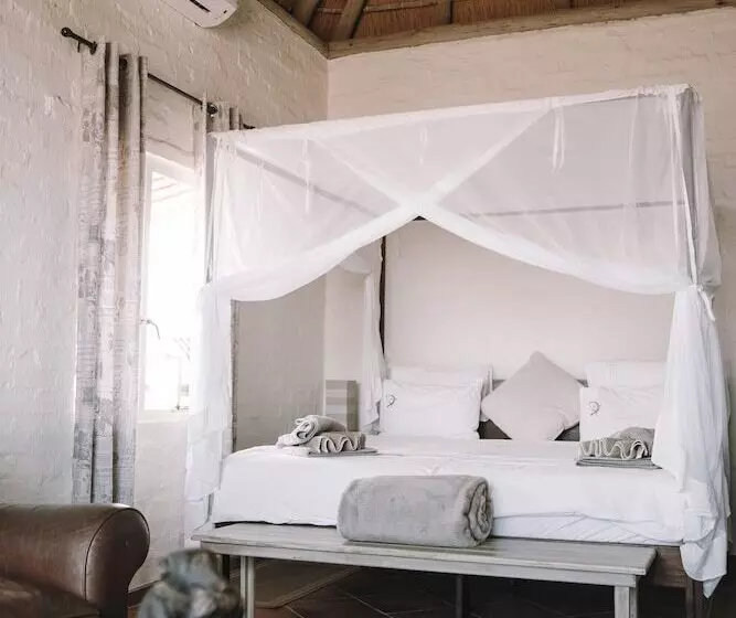 هتل Desert Homestead Lodge L Ondili