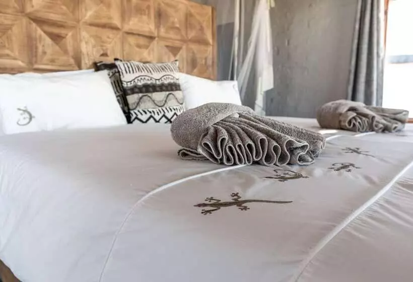 هتل Desert Homestead Lodge L Ondili