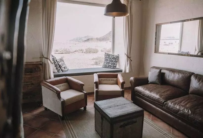 هتل Desert Homestead Lodge L Ondili