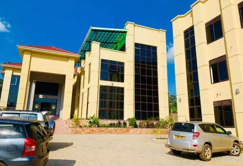 هتل Golden Castle