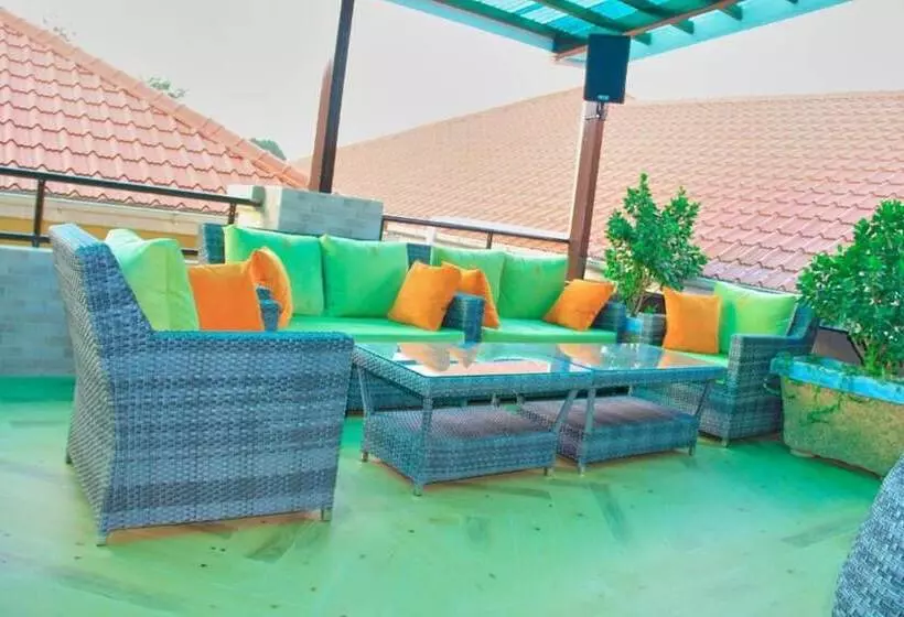 هتل Golden Castle