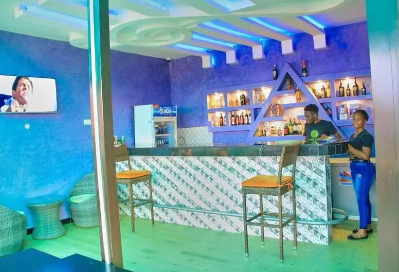 هتل Golden Castle