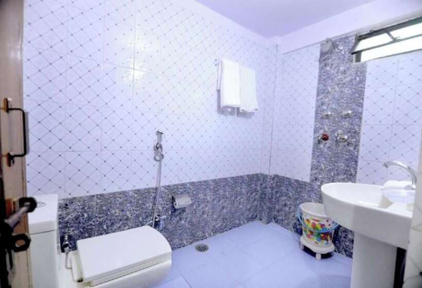 Hotel Goroomgo Rashmi Agra