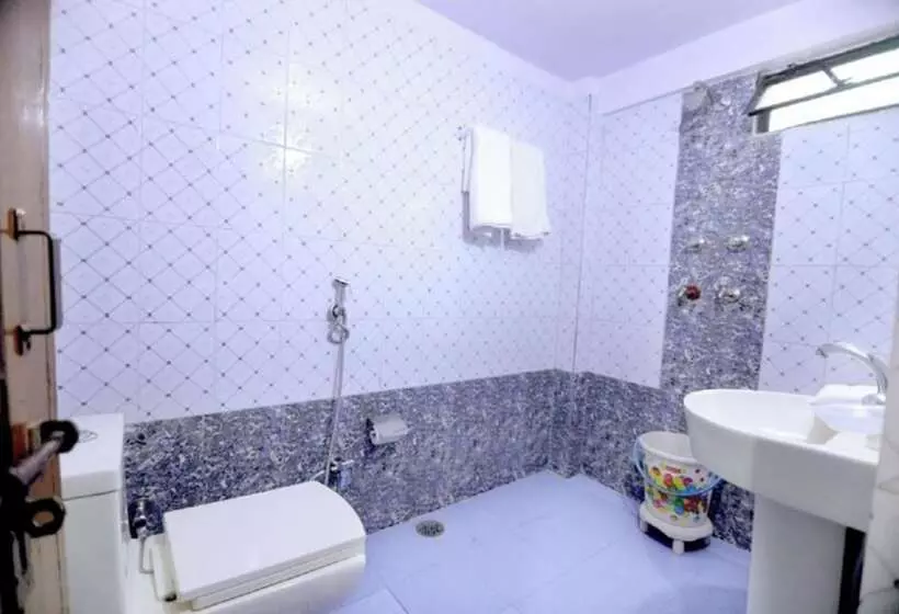 Hotelli Goroomgo Rashmi Agra