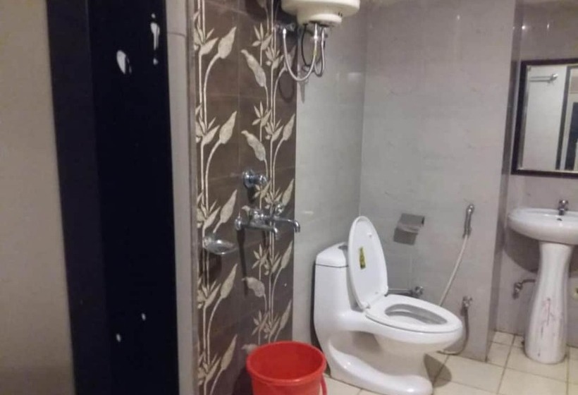 Hotel Goroomgo Shiva Palace Haridwar