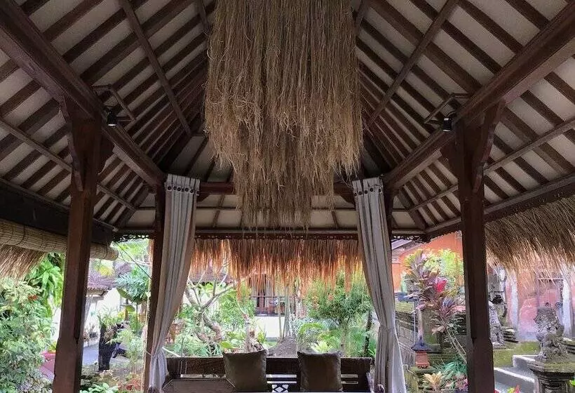 ホテル Lokasari Retreat