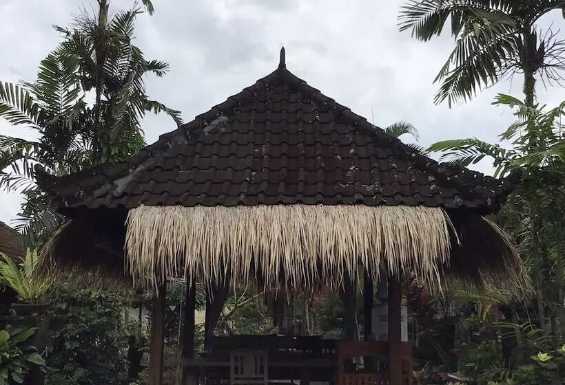 ホテル Lokasari Retreat