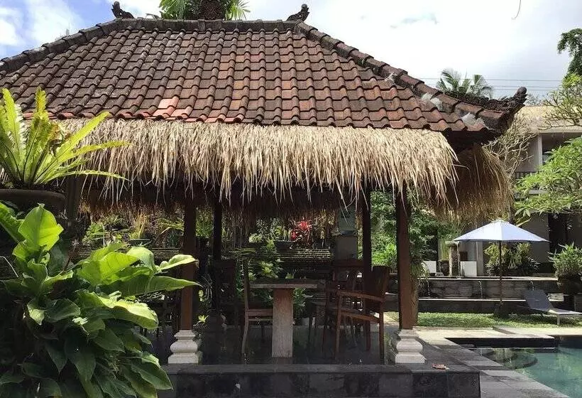 ホテル Lokasari Retreat