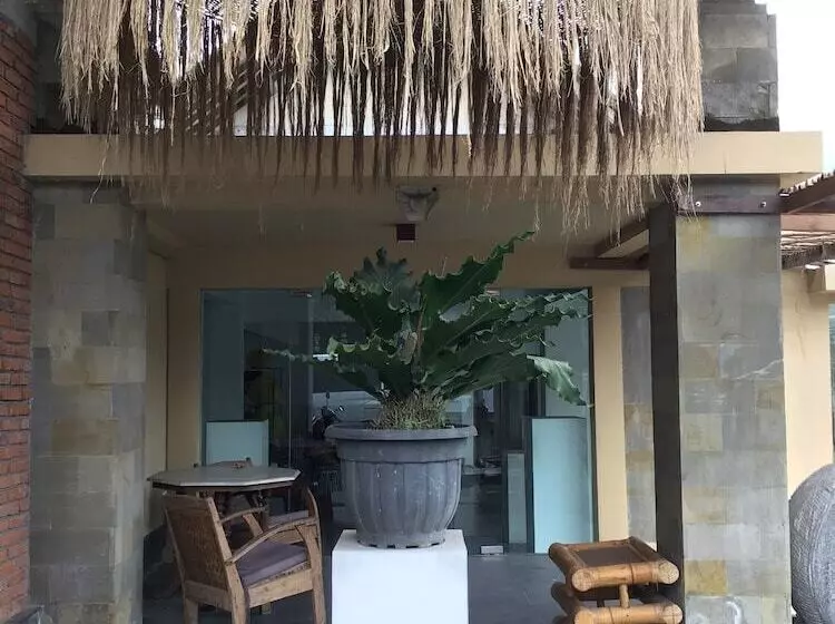 ホテル Lokasari Retreat