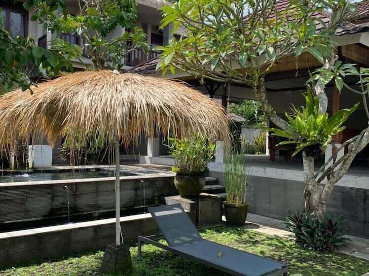 酒店 Lokasari Retreat