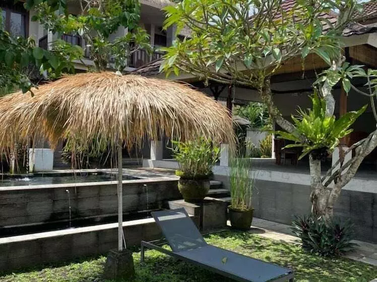 ホテル Lokasari Retreat