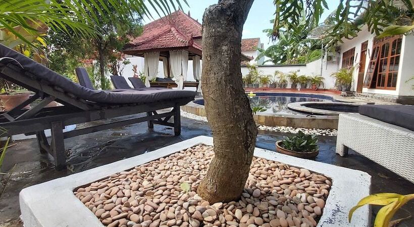 ホテル Lovina Vibes