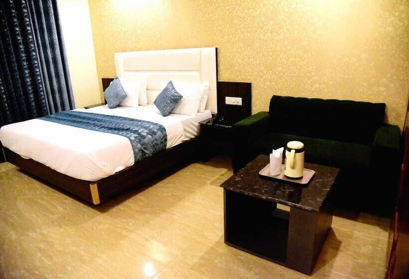 בית מלון כפרי Nek Premium