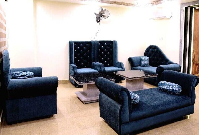 בית מלון כפרי Nek Premium