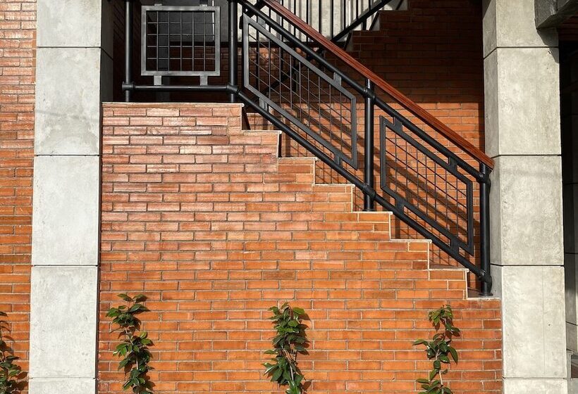 בית מלון כפרי Pariban