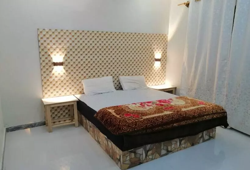 هتل Serere Guest House Skardu