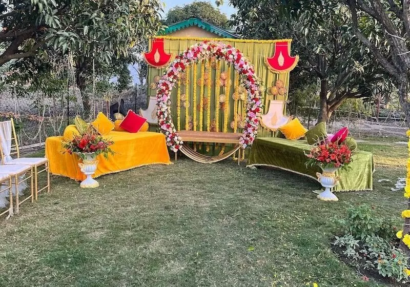 هتل Seven Corbett Resort