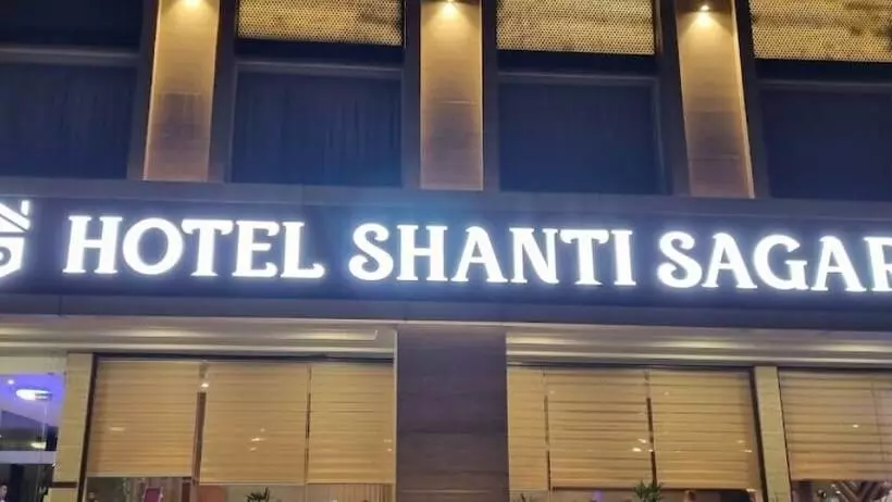 ホテル Shanti Sagar