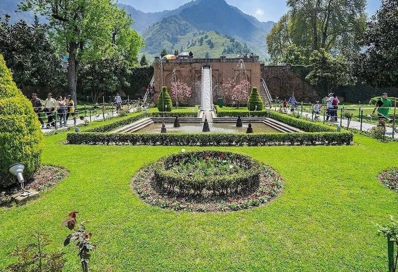 Hotel Sheen Sonmarg