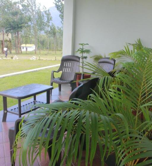 בית מלון כפרי Singaras Coffee Country