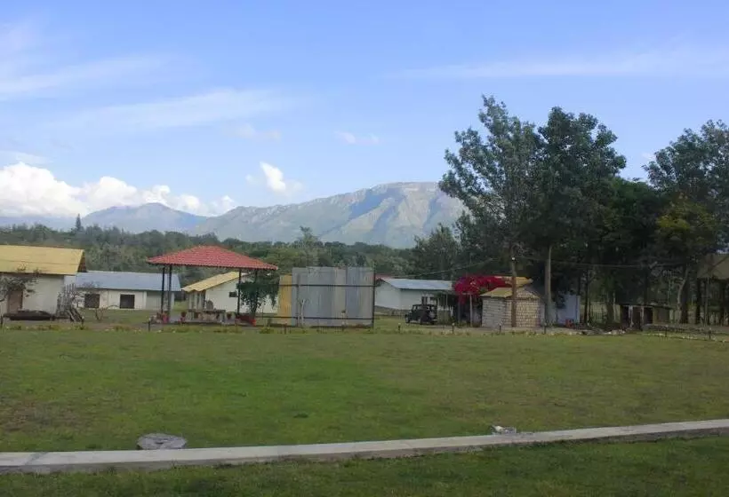 Hotelli Singaras Coffee Country