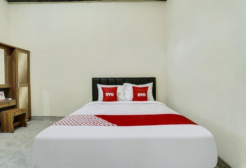 酒店 Spot On 90882 Sari Homestay Near Garuda Wisnu Kencana