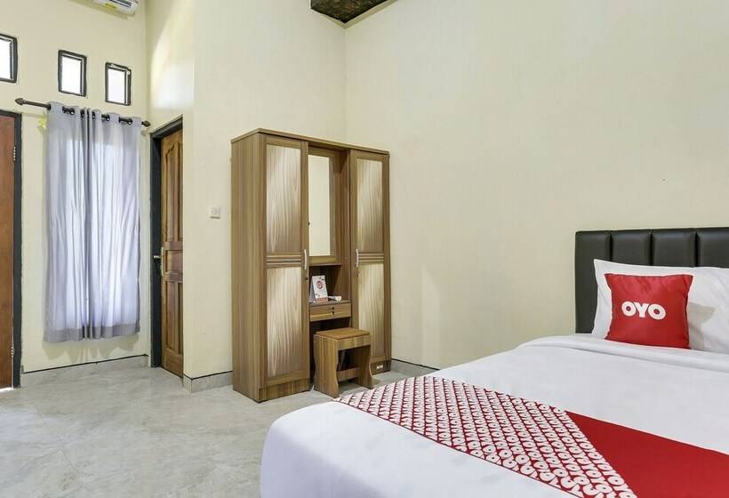 酒店 Spot On 90882 Sari Homestay Near Garuda Wisnu Kencana