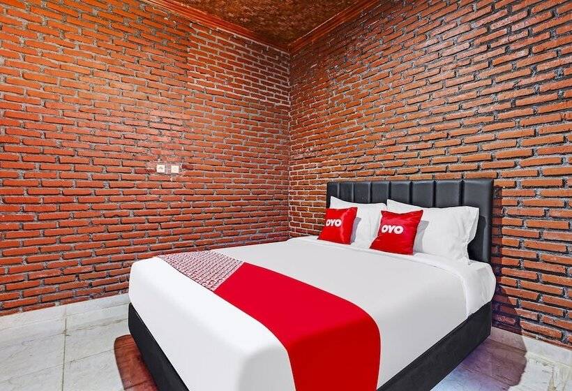 酒店 Spot On 90882 Sari Homestay Near Garuda Wisnu Kencana