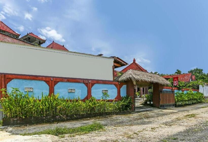 酒店 Spot On 90882 Sari Homestay Near Garuda Wisnu Kencana