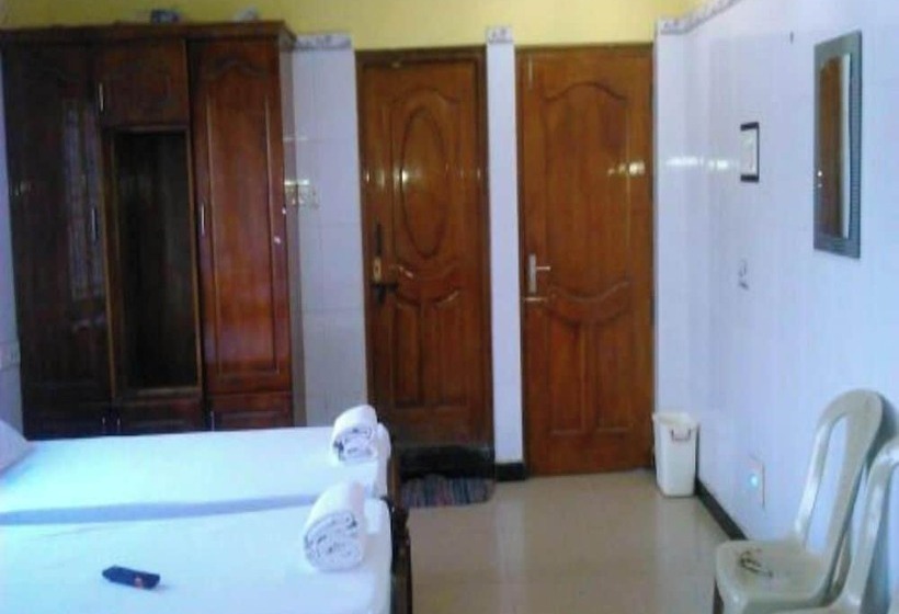 בית מלון כפרי Sree Kumaran Deluxe