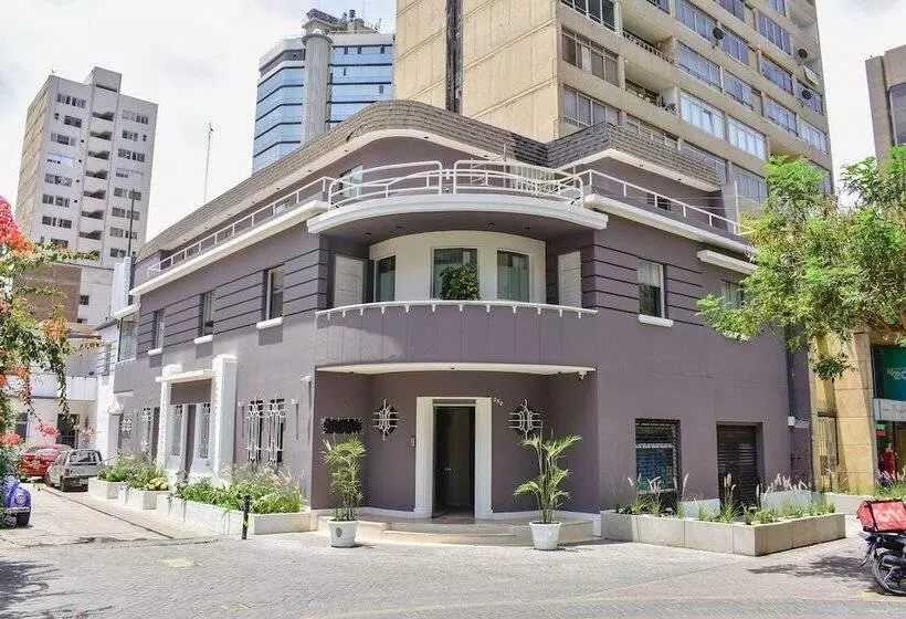 هتل Tarata Boutique