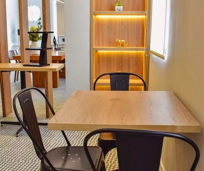 هتل Tarata Boutique