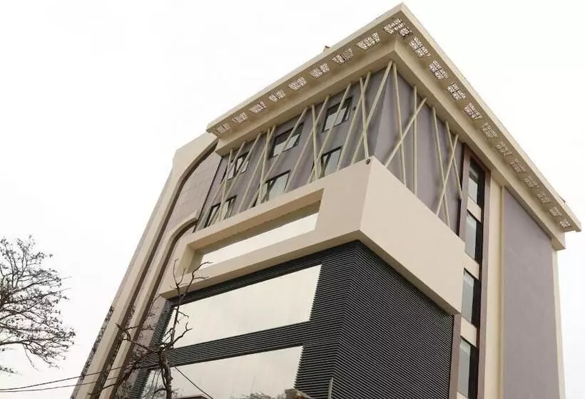 هتل The Forest Hill