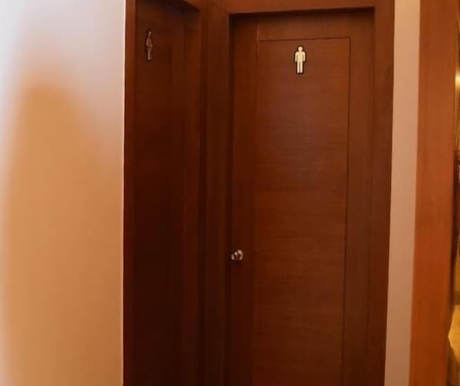 호텔 The Forest Hill