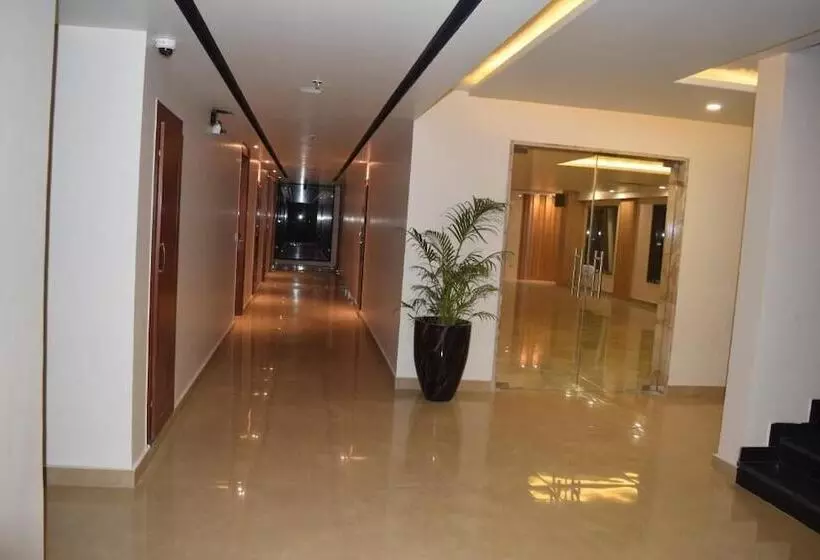 هتل The Forest Hill