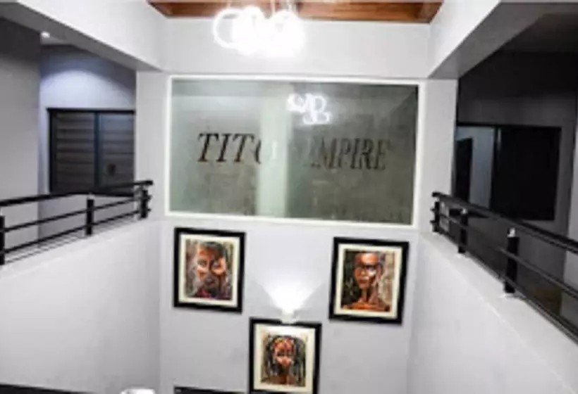 هتل Tito Empire